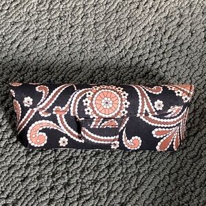 Vera Bradley hard shell eye glass case